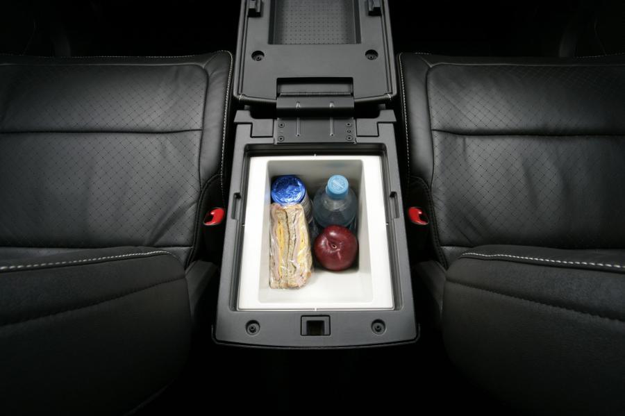  Ford Flex 2008 года  (фото 46 из 142)